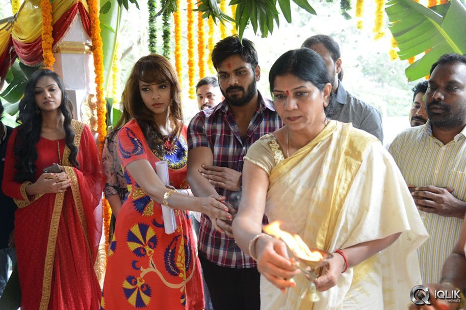 Pilavani-Perantam-Movie-Opening